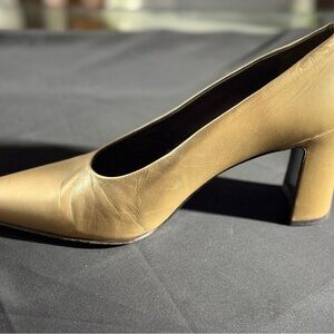 Via Spiga Leather Block Heel Pumps | Polished Gold | Size 9 Narrow